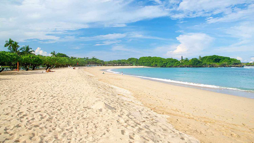 Pantai Nusa Dua Bali